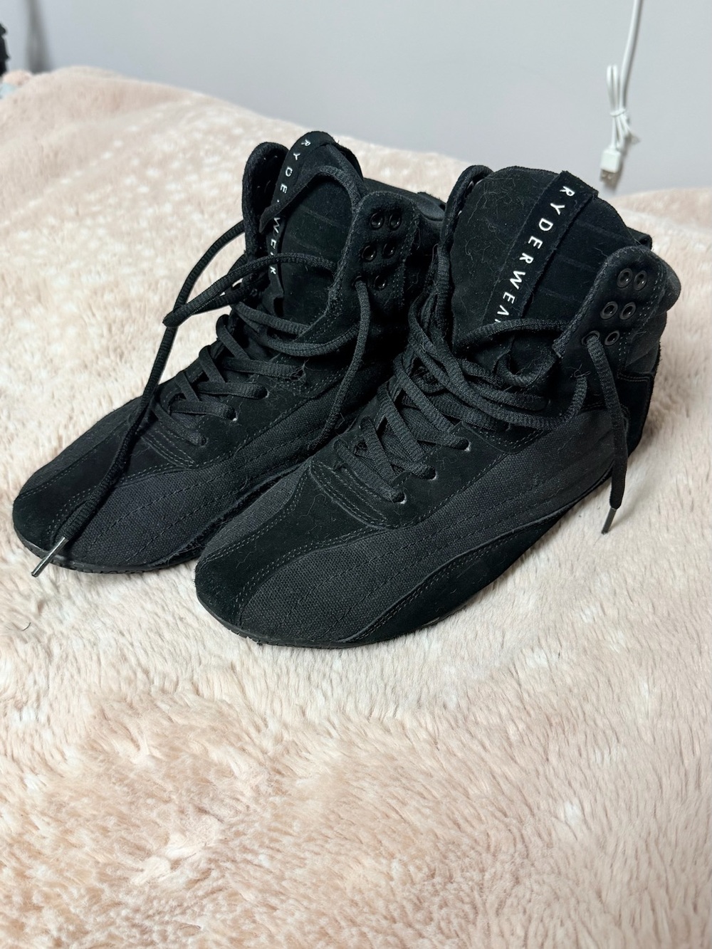 Ryderwear womens All-Black High-Top Training Boots